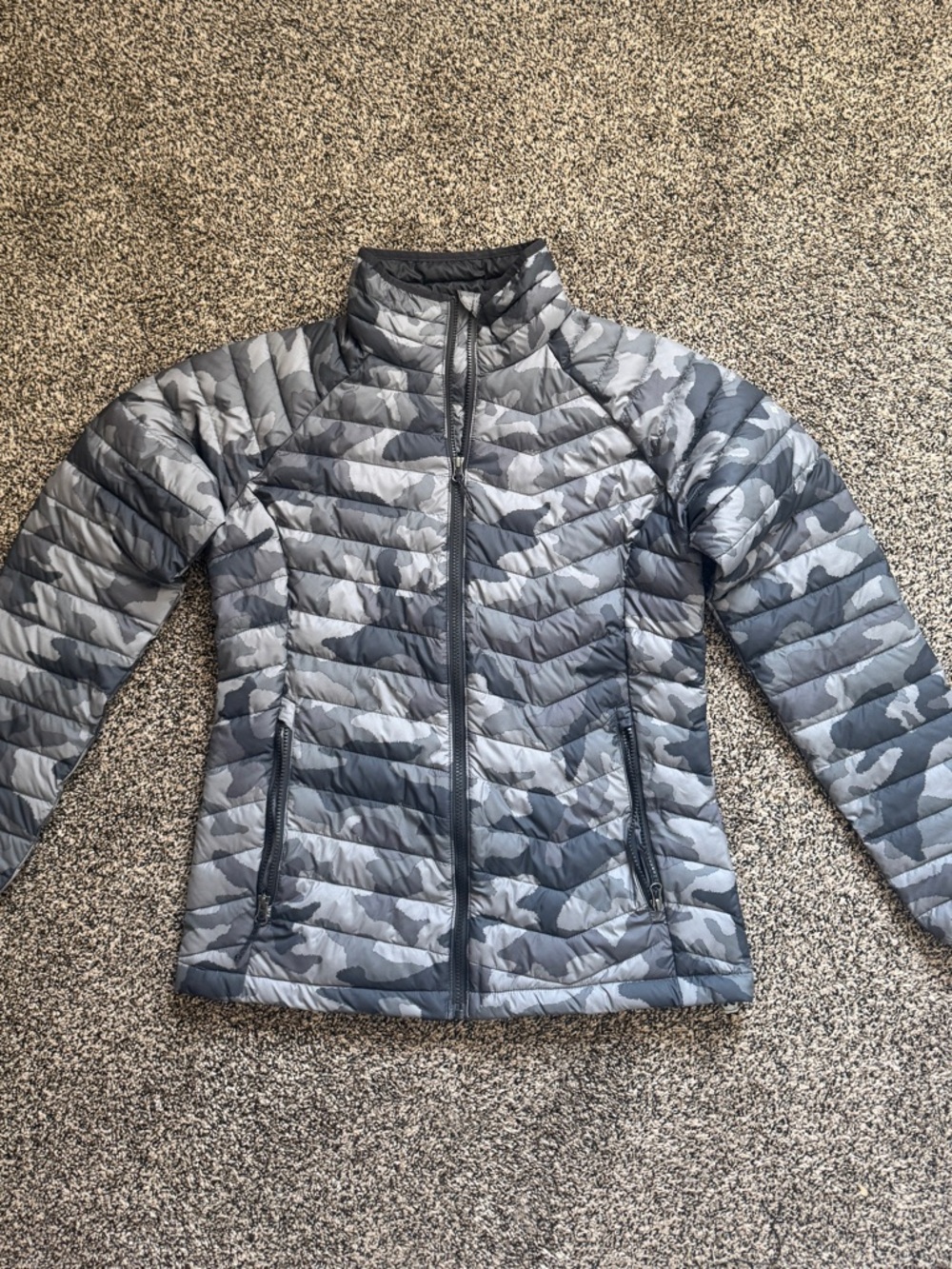 Columbia Women’s Gray Camo Puffer Jacket